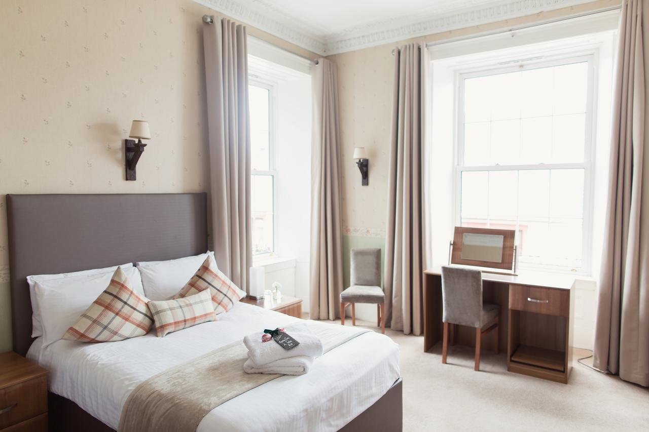 Inverkip Hotel Luaran gambar